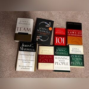 John C. Maxwell Leadership & Personal Growth Book Bundle (10books)